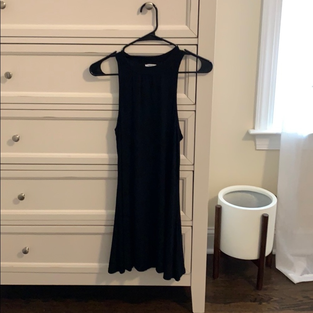 black swing dress